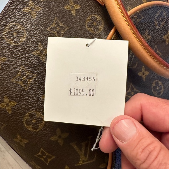 Louis Vuitton Monogram Eclipse MM Bag Coated Canvas Leather trim Brass Hardware - Picture 9 of 16